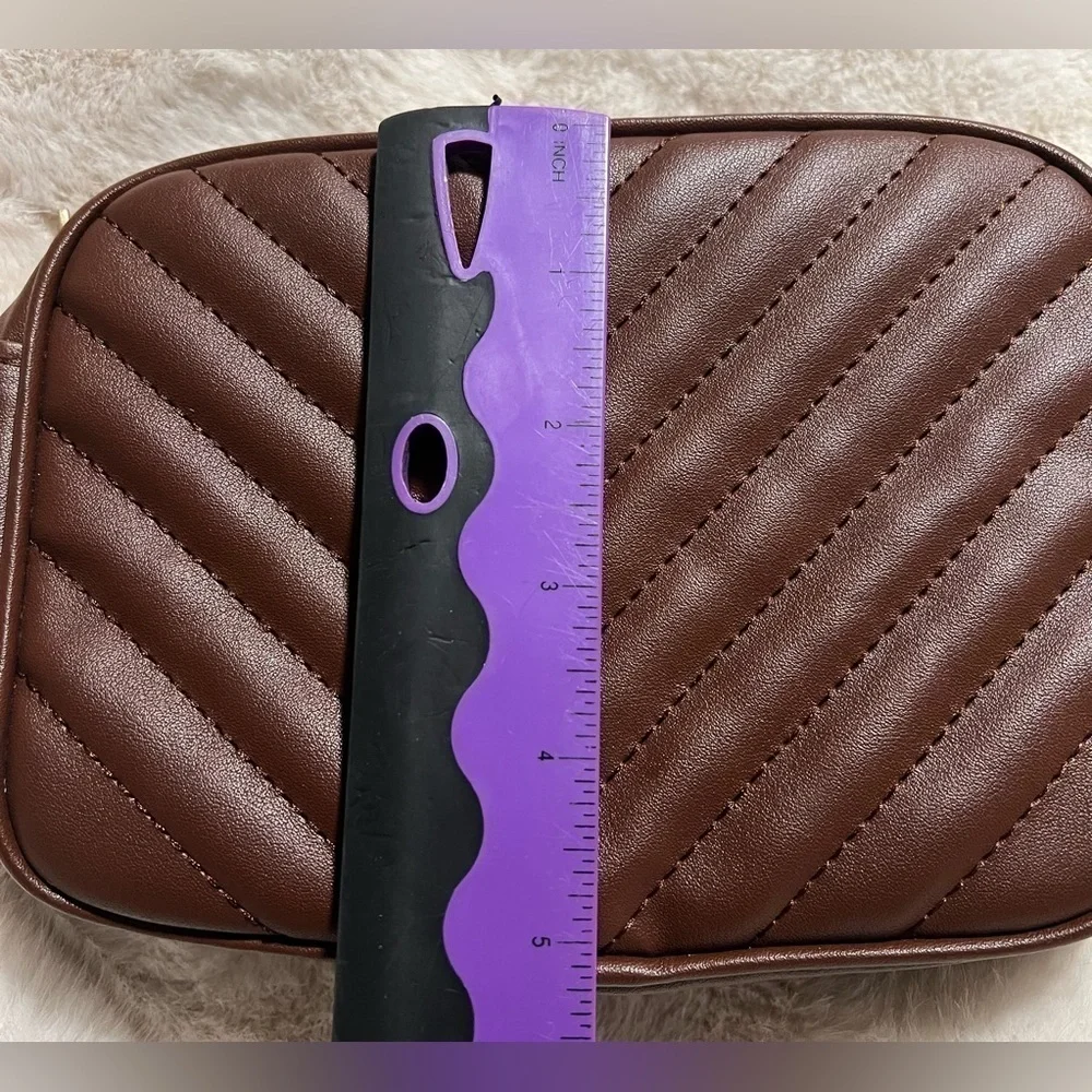 Francesca’s set of 2 faux leather quilted bags